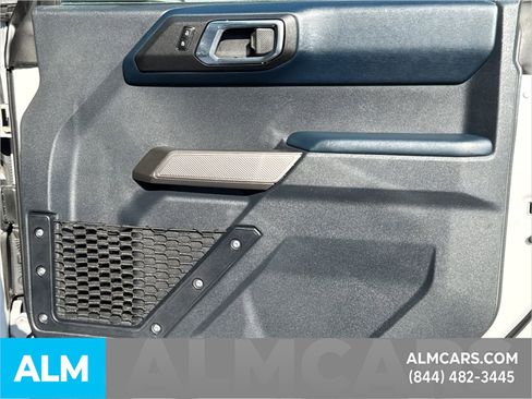 Used 2023 Ford Bronco Outer Banks image 17
