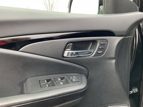 Used 2016 Honda Pilot Touring image 28