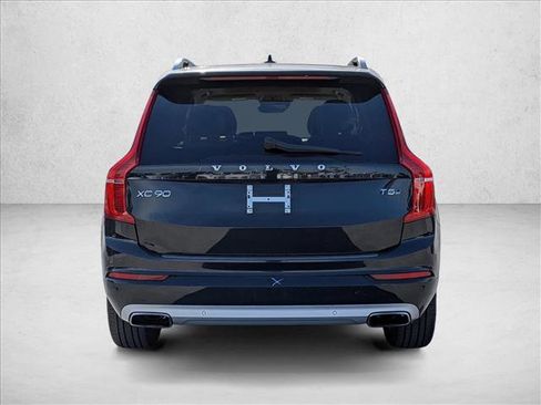 Used 2016 Volvo XC90 T5 Momentum image 6