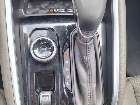 Used 2025 Chevrolet Colorado ZR2 AWD/4WD image 22