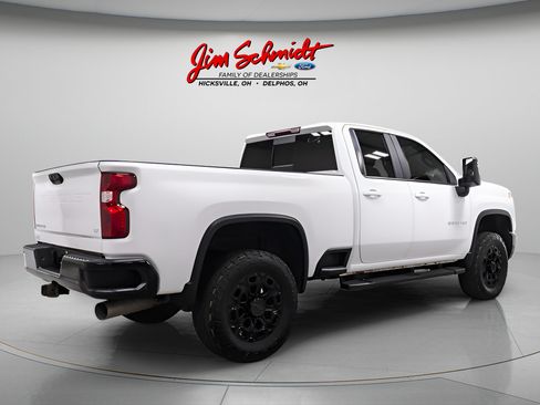 Used 2024 Chevrolet Silverado 2500 LT w/ Convenience Package AWD/4WD image 6
