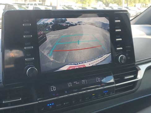 Certified 2023 Toyota Sienna XSE FWD image 27