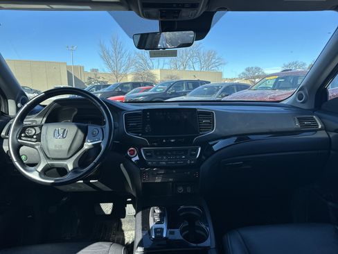 Used 2020 Honda Pilot Touring image 20