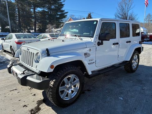Used 2017 Jeep Wrangler Unlimited Sahara w/ Connectivity Group image 1