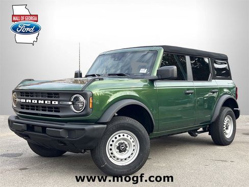 New 2025 Ford Bronco 4-Door image 1