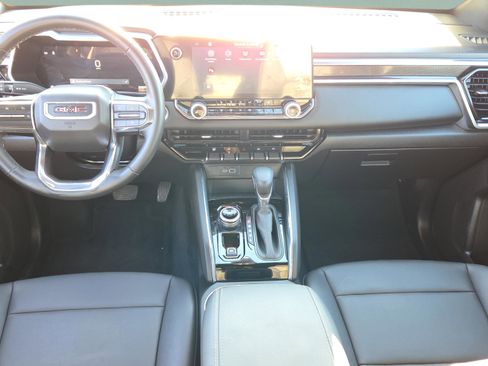 Certified 2024 GMC Canyon Elevation w/ Elevation Premium Package image 11