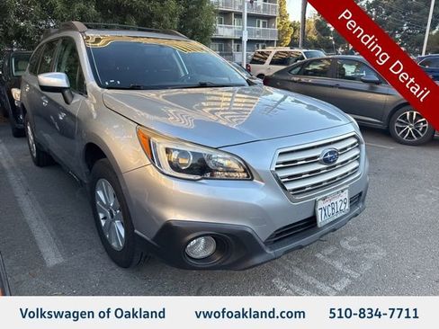 Used 2017 Subaru Outback 2.5i Premium image 1