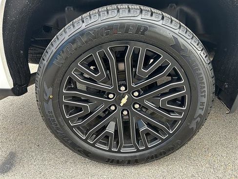 Certified 2020 Chevrolet Silverado 1500 RST w/ All-Star Edition AWD/4WD image 12