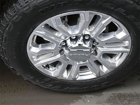 Used 2020 GMC Sierra 2500 Denali w/ Denali Ultimate Package image 28