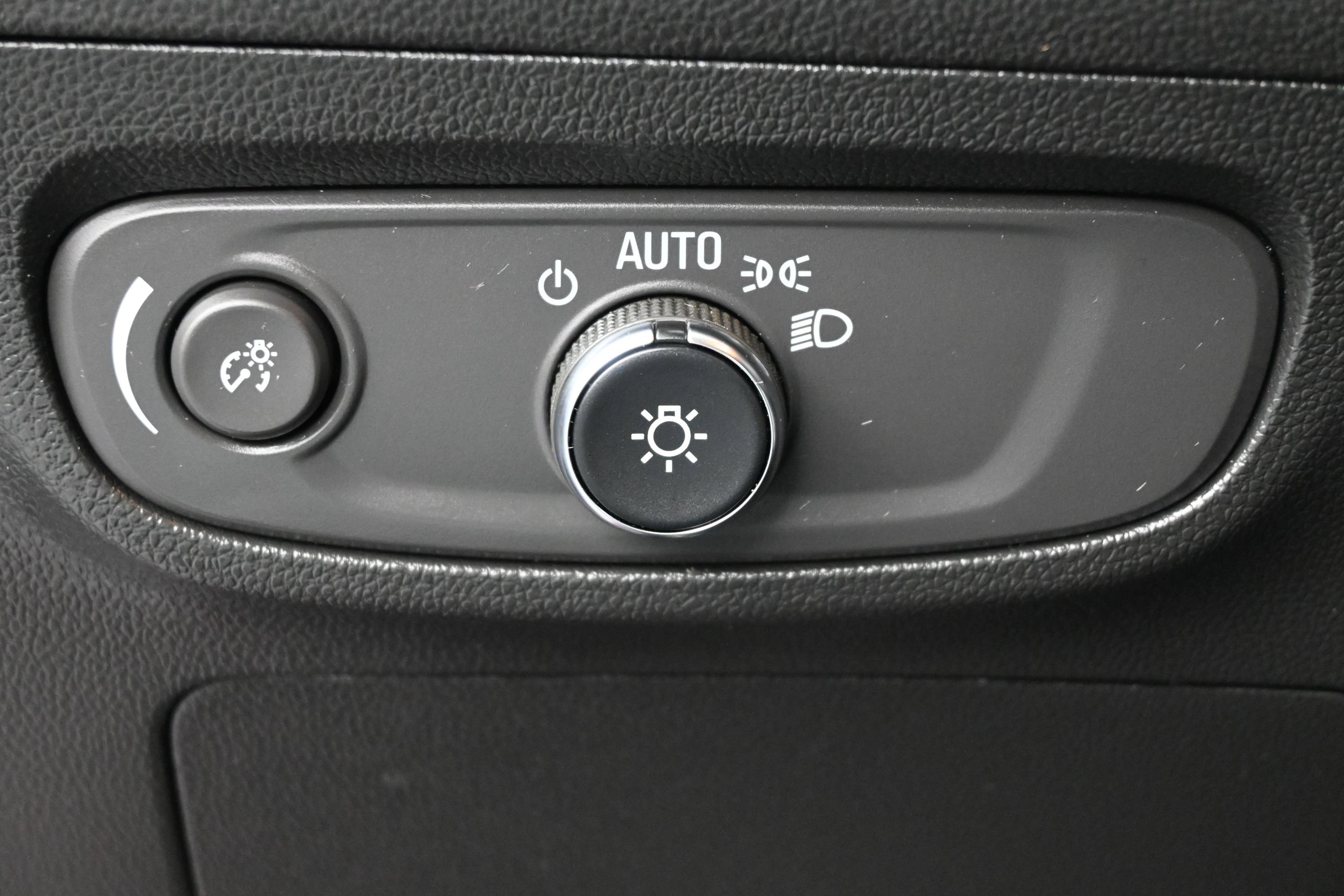 Used 2024 Buick Encore GX Preferred FWD image 21