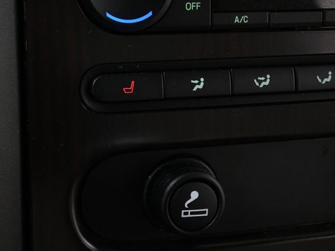 Used 2006 Lincoln Mark LT 4x4 image 9