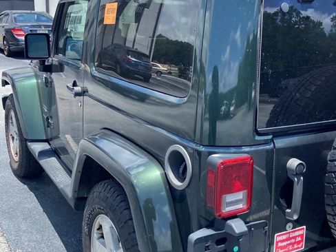 Used 2012 Jeep Wrangler Sahara AWD/4WD image 4