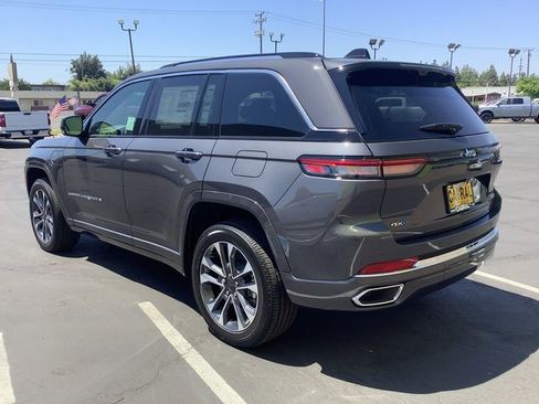 New 2023 Jeep Grand Cherokee Overland w/ Luxury Tech Group IV image 23