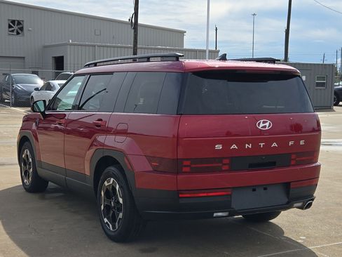Used 2025 Hyundai Santa Fe SEL FWD image 6
