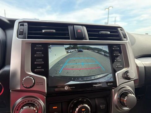 Used 2023 Toyota 4Runner SR5 Premium w/ Moonroof Package RWD image 5