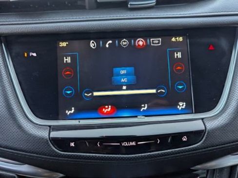 Used 2019 Cadillac XT5 Luxury image 36