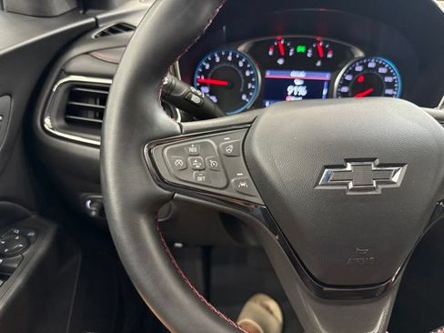 Used 2023 Chevrolet Equinox RS FWD image 23