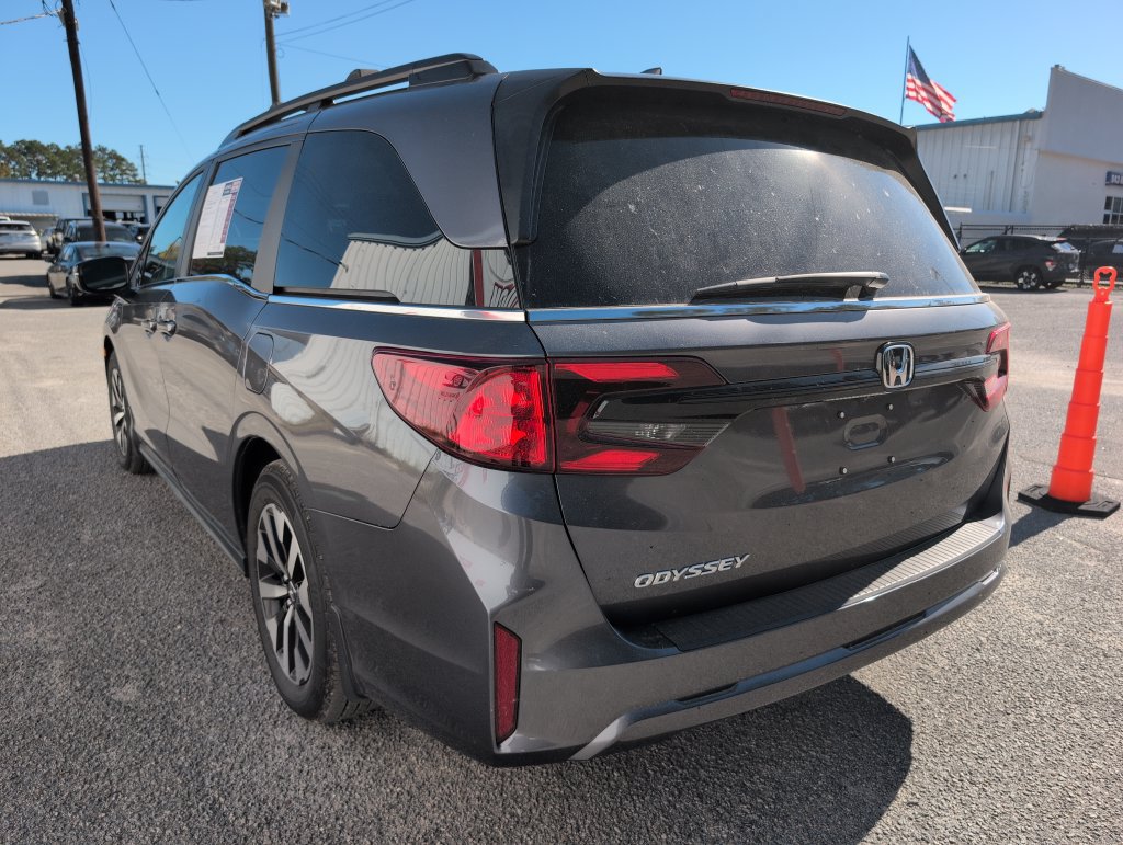 Used 2026 Honda Odyssey EX-L image 6