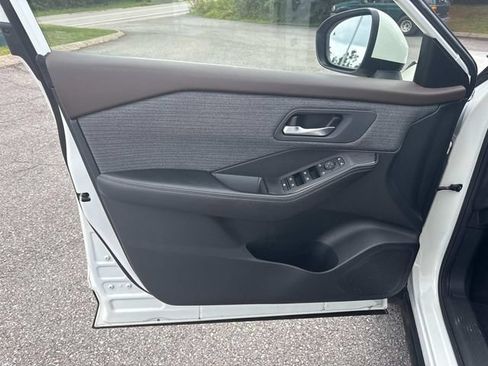 Certified 2023 Nissan Rogue SV AWD/4WD image 25