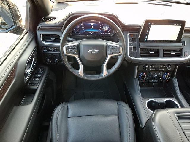 Certified 2023 Chevrolet Suburban Z71 w/ Luxury Package AWD/4WD image 13