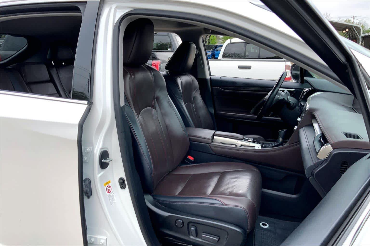 Used 2019 Lexus RX 350 FWD w/ Navigation Package image 9