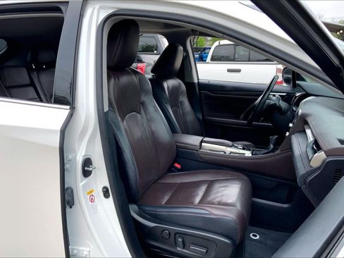 Used 2019 Lexus RX 350 FWD w/ Navigation Package image 9