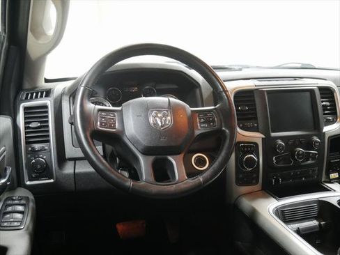Certified 2017 RAM 1500 Big Horn AWD/4WD image 9