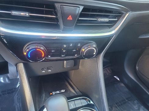 Used 2024 Buick Encore GX Sport Touring w/ Experience Buick Package image 21