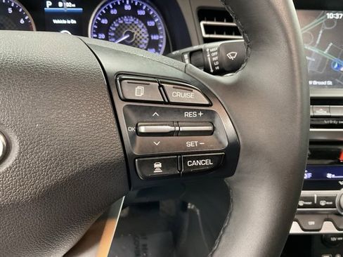 Used 2020 Hyundai Elantra Limited w/ Ultimate Package 03 image 18