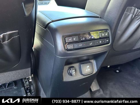 Used 2022 Hyundai Palisade Limited image 17