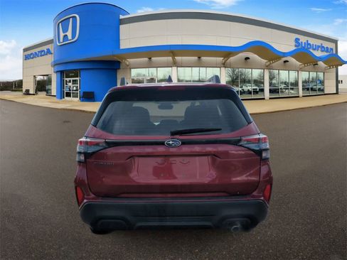 Used 2025 Subaru Forester image 7
