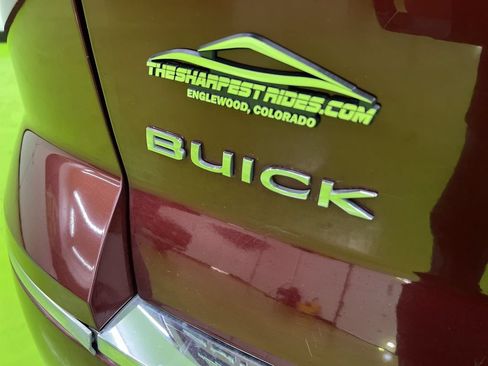 Used 2017 Buick Enclave Premium w/ Experience Buick Package AWD/4WD image 11