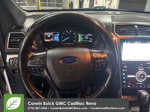 Used 2017 Ford Explorer Sport image 18