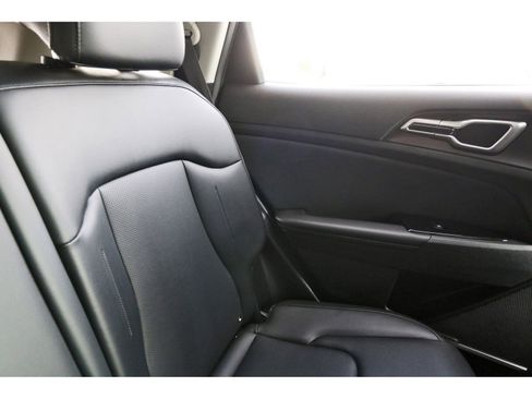 Used 2023 Kia Sportage EX FWD image 15