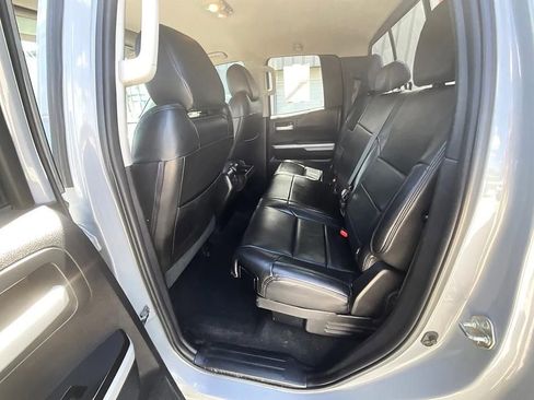 Used 2018 Toyota Tundra SR5 w/ SR5 Upgrade Package AWD/4WD image 26