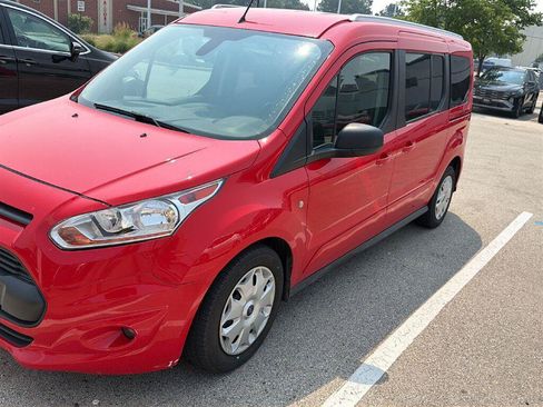 Used 2018 Ford Transit Connect XLT FWD image 2