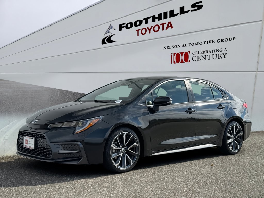 Certified 2022 Toyota Corolla SE w/ SE Premium Package FWD image 3