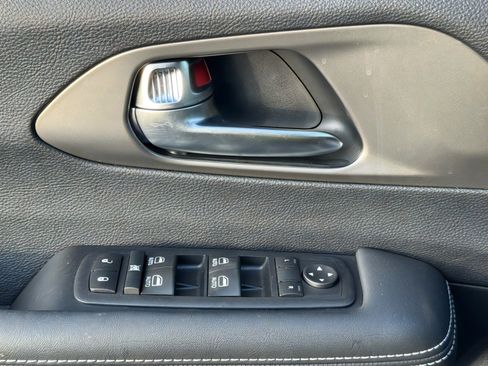 New 2026 Chrysler Voyager LX image 29