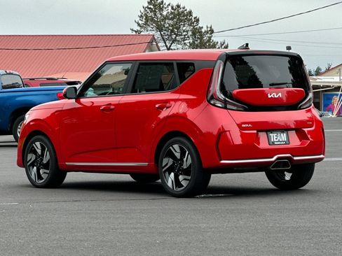 Certified 2023 Kia Soul GT-Line w/ GT-Line Technology Package FWD image 6