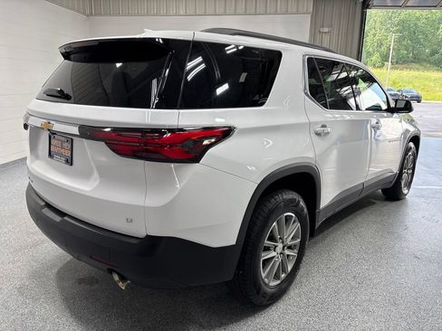 Used 2023 Chevrolet Traverse LT AWD/4WD image 7