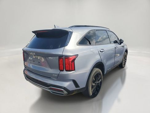 Used 2023 Kia Sorento SX AWD/4WD image 4