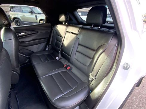 Used 2023 Chevrolet TrailBlazer ACTIV w/ Convenience Package image 19
