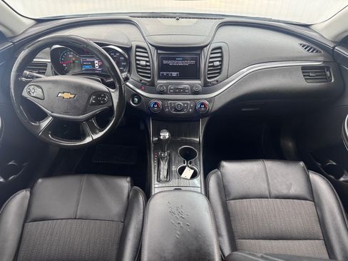 Used 2019 Chevrolet Impala LT image 14