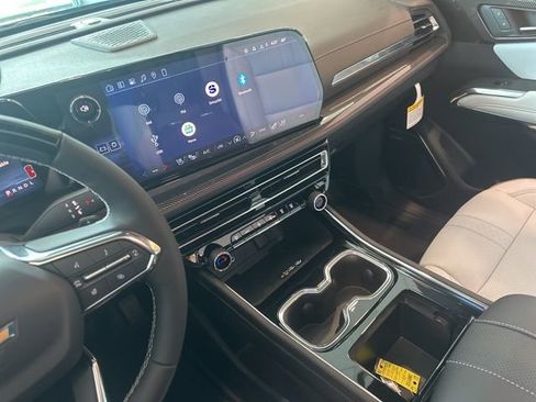 New 2026 Chevrolet Traverse High Country w/ LPO, Floor Liner Package image 28