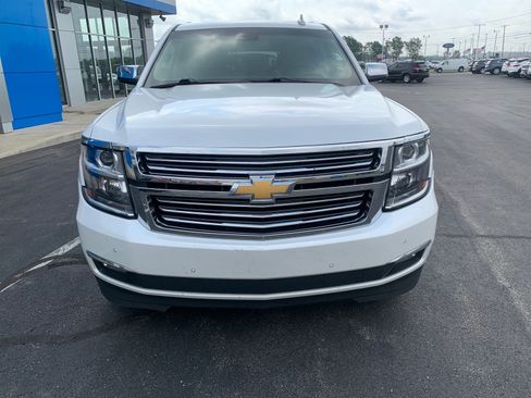 Used 2019 Chevrolet Suburban Premier AWD/4WD image 2