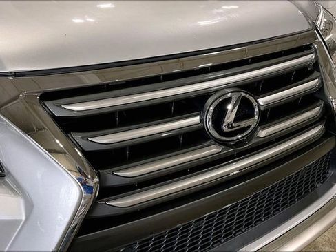 Used 2018 Lexus GX 460 Premium AWD/4WD image 31