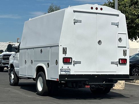 New 2025 Ford E-350 and Econoline 350 Super Duty w/ Power Equipment Group image 6