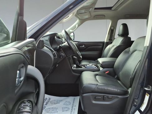 Used 2024 INFINITI QX80 Luxe RWD image 16
