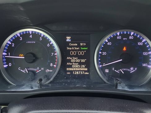 Used 2018 Toyota Highlander Plus FWD image 21