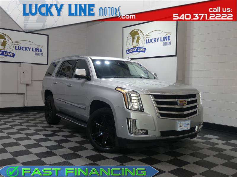 Used 2017 Cadillac Escalade Luxury AWD/4WD image 1